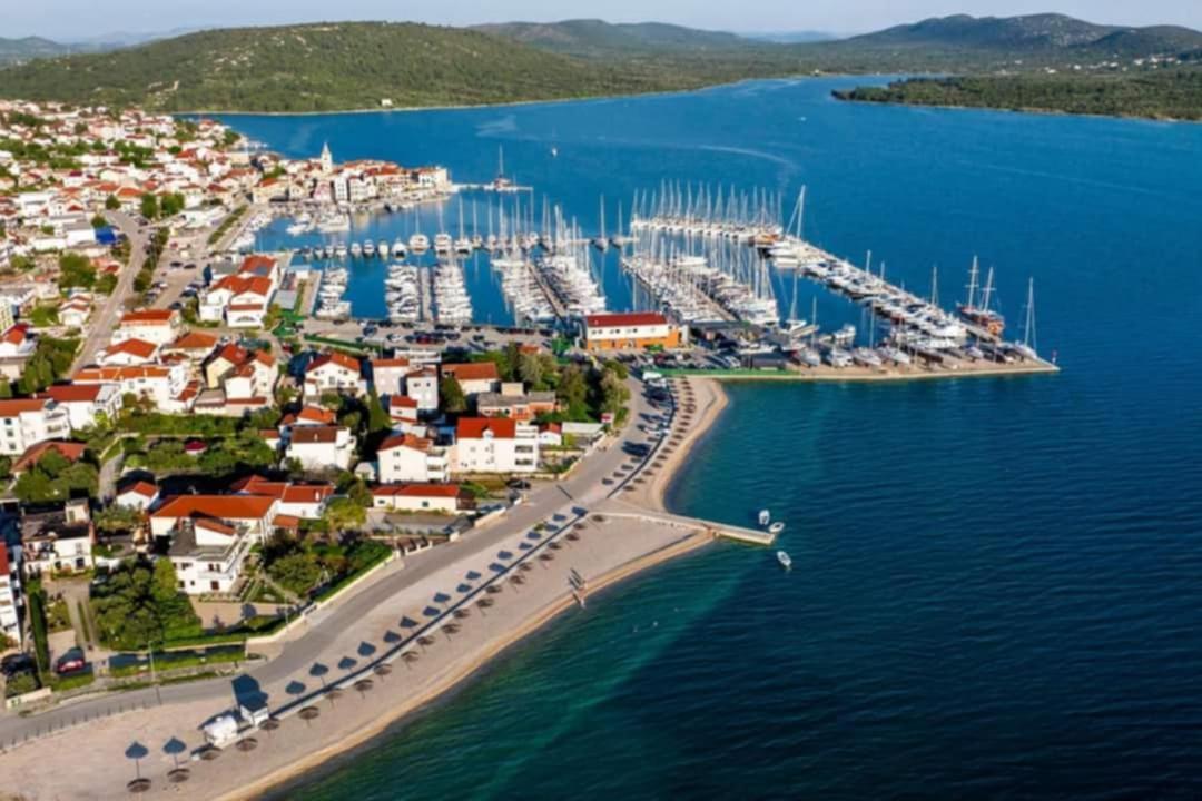 Authentic Camping Dalmatia Pirovac Esterno foto