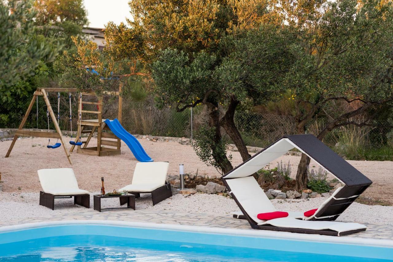 Authentic Camping Dalmatia Pirovac Esterno foto