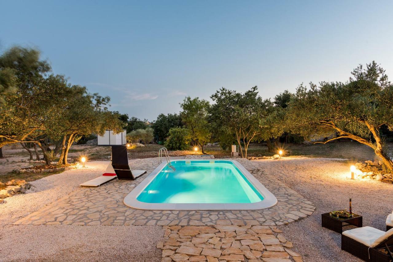 Authentic Camping Dalmatia Pirovac Esterno foto