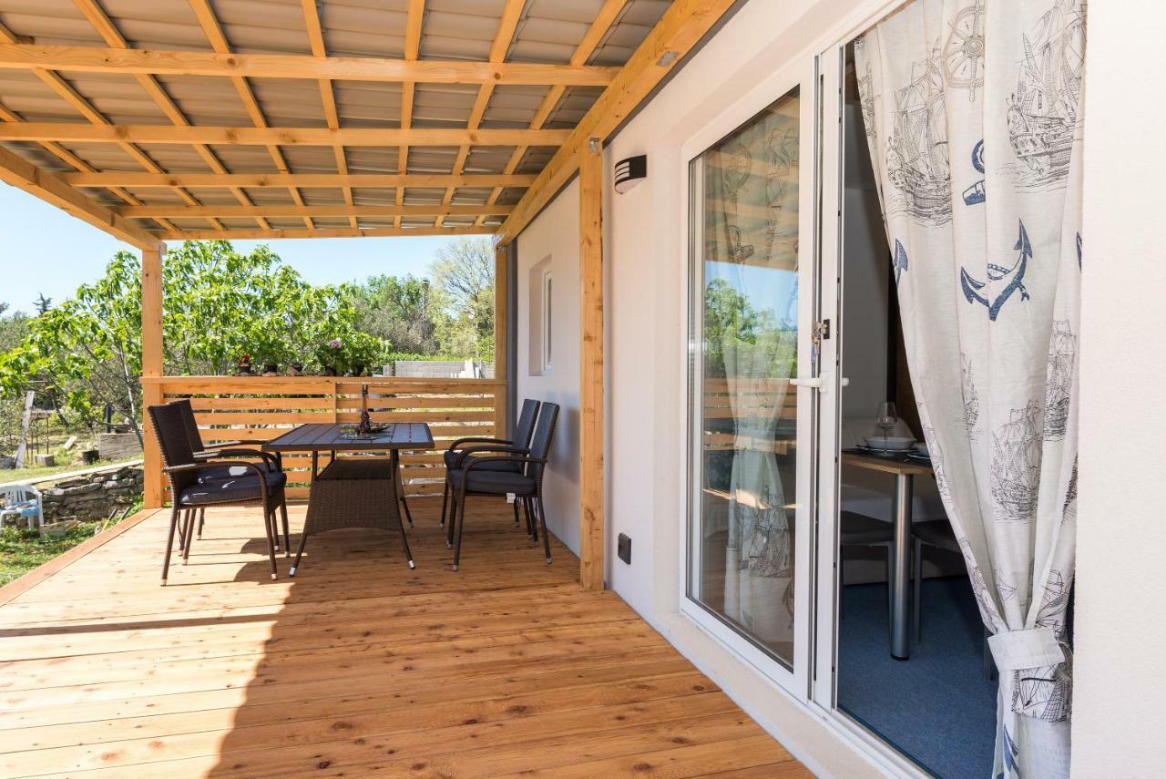 Authentic Camping Dalmatia Pirovac Esterno foto